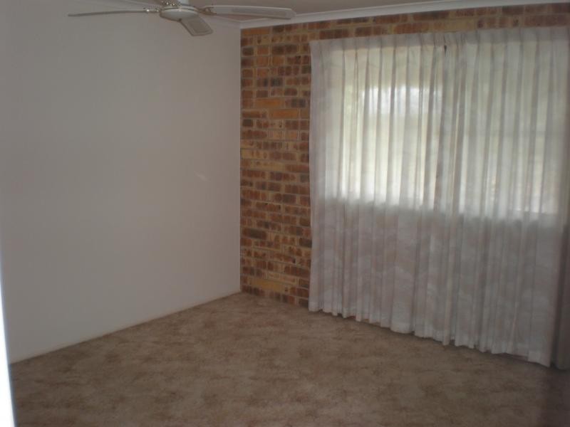 8 Poinciana Court, Moore Park Beach QLD 4670