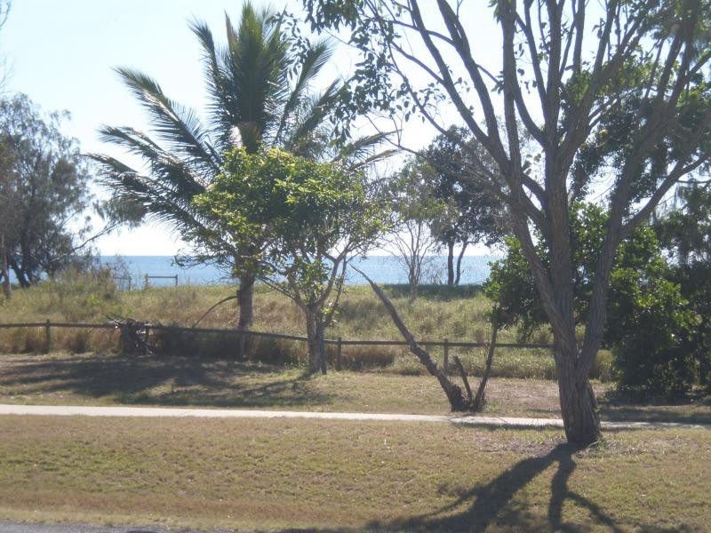 45 Pacific Boulevard, Moore Park Beach QLD 4670