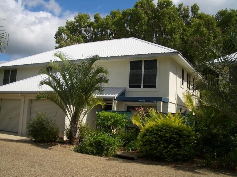 Villa 3/2 Sylvan Drive, Moore Park Beach QLD 4670