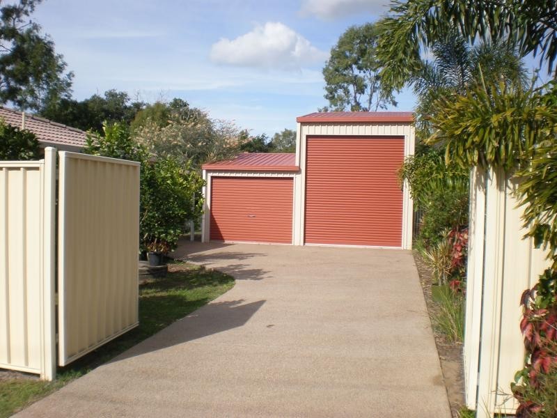 2 Elfin Court, Moore Park Beach QLD 4670