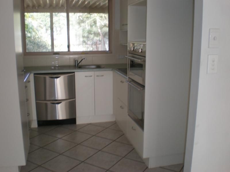 2 Elfin Court, Moore Park Beach QLD 4670