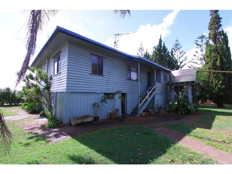 69 Lindemans Road, Moore Park Beach QLD 4670