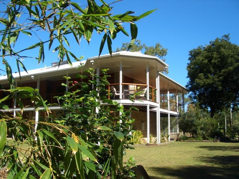 18 Kingfisher Crescent, Moore Park Beach QLD 4670