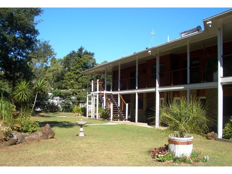 18 Kingfisher Crescent, Moore Park Beach QLD 4670