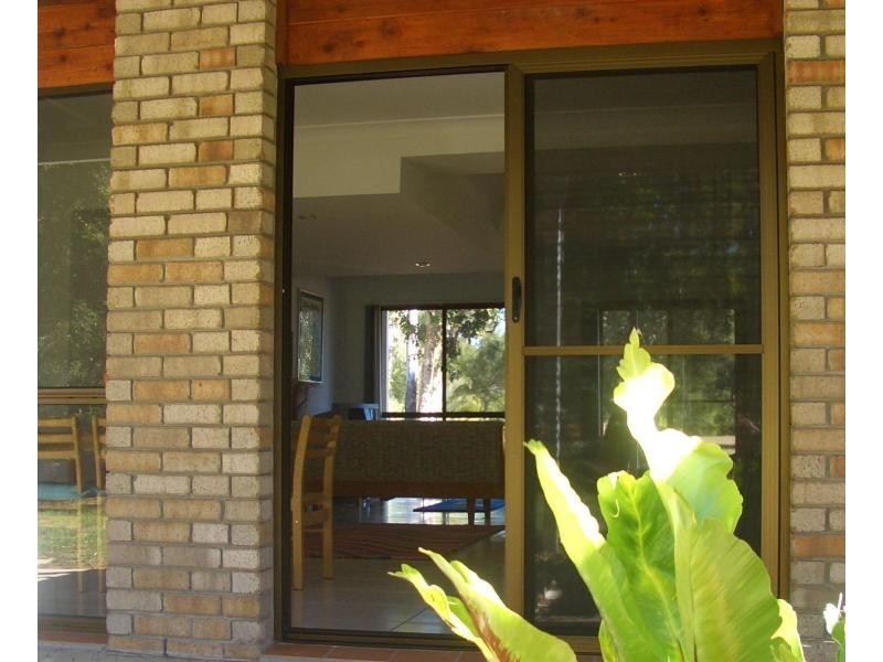 18 Kingfisher Crescent, Moore Park Beach QLD 4670