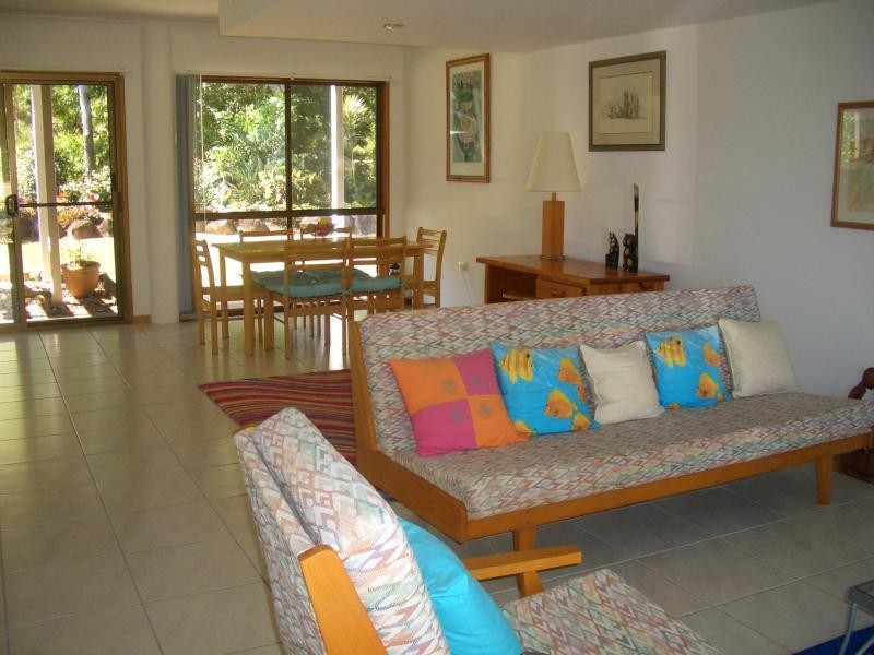 18 Kingfisher Crescent, Moore Park Beach QLD 4670