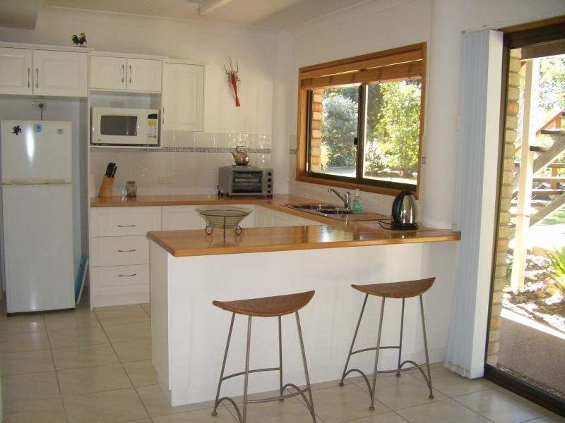 18 Kingfisher Crescent, Moore Park Beach QLD 4670