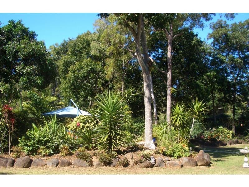 18 Kingfisher Crescent, Moore Park Beach QLD 4670