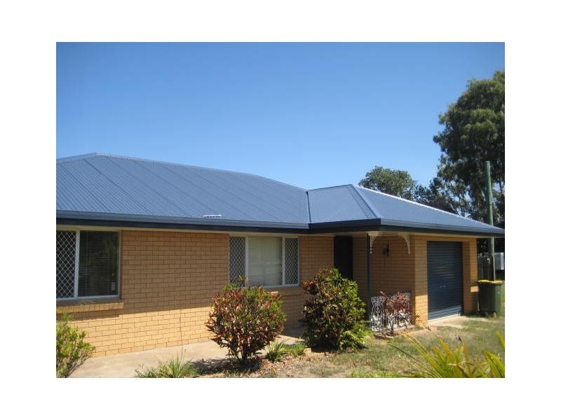 41 Club Avenue, Moore Park Beach QLD 4670