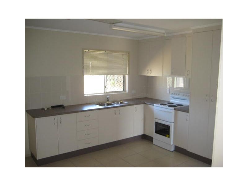 41 Club Avenue, Moore Park Beach QLD 4670