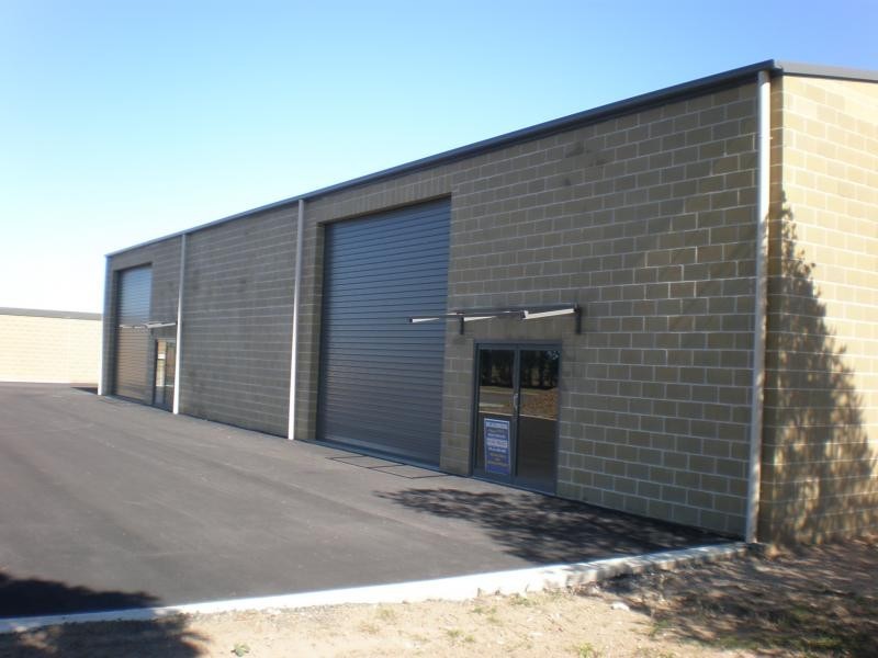 2A Semut Court, Moore Park Beach QLD 4670