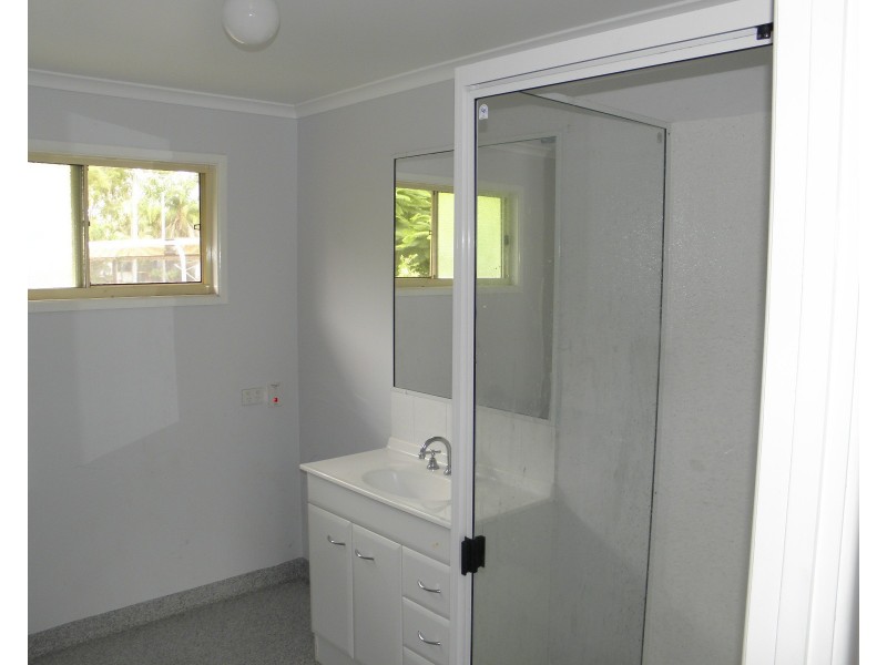 8 Orchid Drive, Moore Park Beach QLD 4670