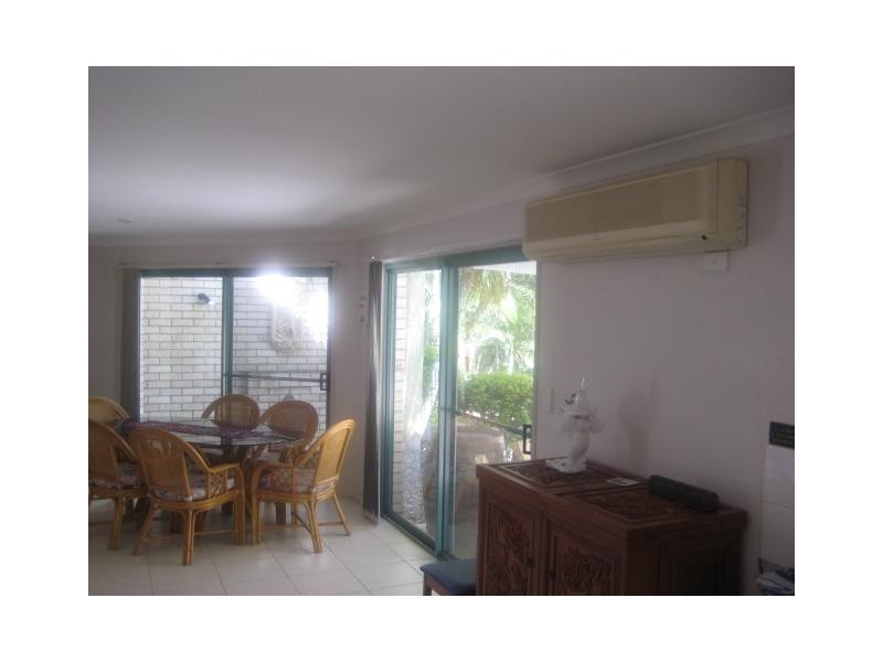 2 Orchid Drive, Moore Park Beach QLD 4670