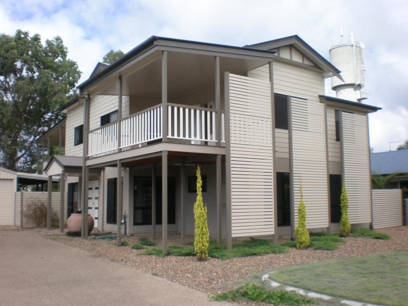 30 Acacia Street, Moore Park Beach QLD 4670