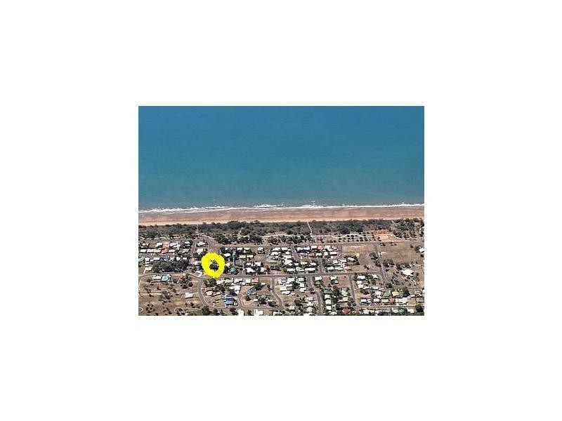 Moore Park Beach QLD 4670