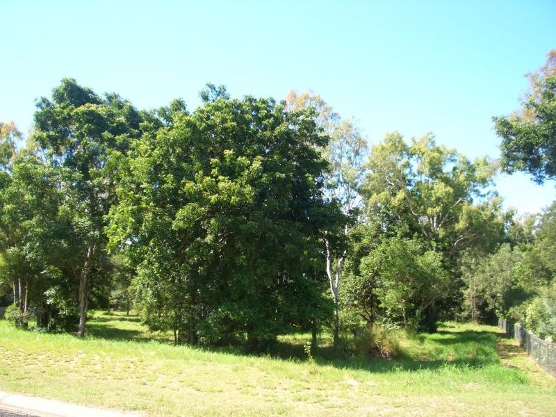 L18 Kingfisher Crescent, Moore Park Beach QLD 4670