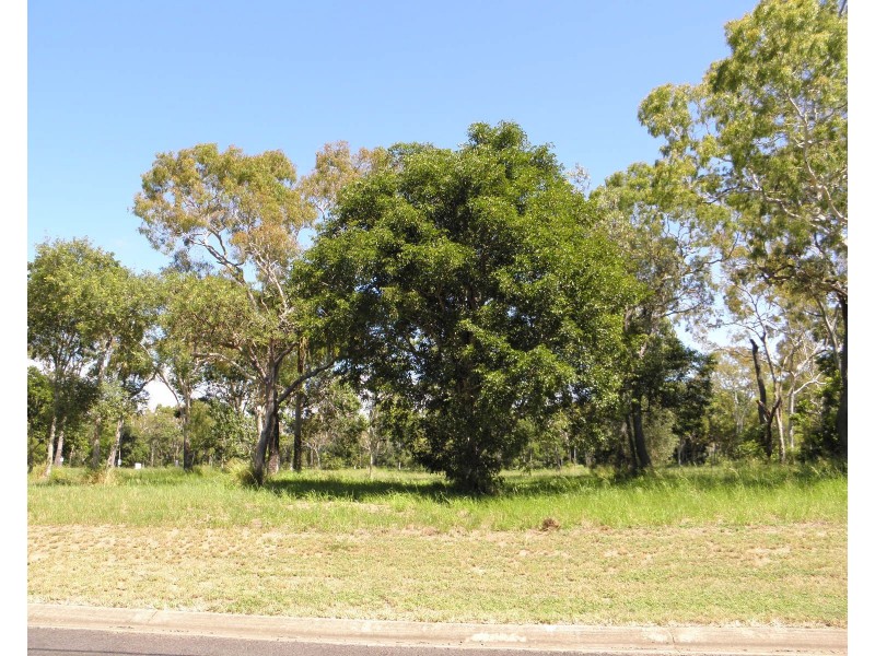 316 Sylvan Drive, Moore Park Beach QLD 4670