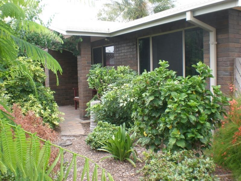 17 Poinciana Court, Moore Park Beach QLD 4670