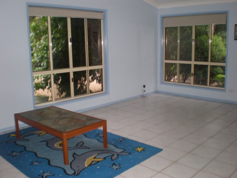 7 Kentia Avenue, Moore Park Beach QLD 4670