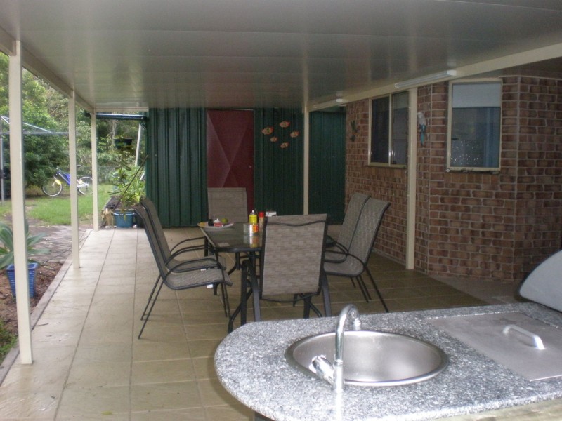 7 Kentia Avenue, Moore Park Beach QLD 4670