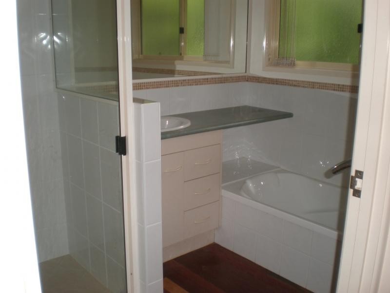 Moore Park Beach QLD 4670