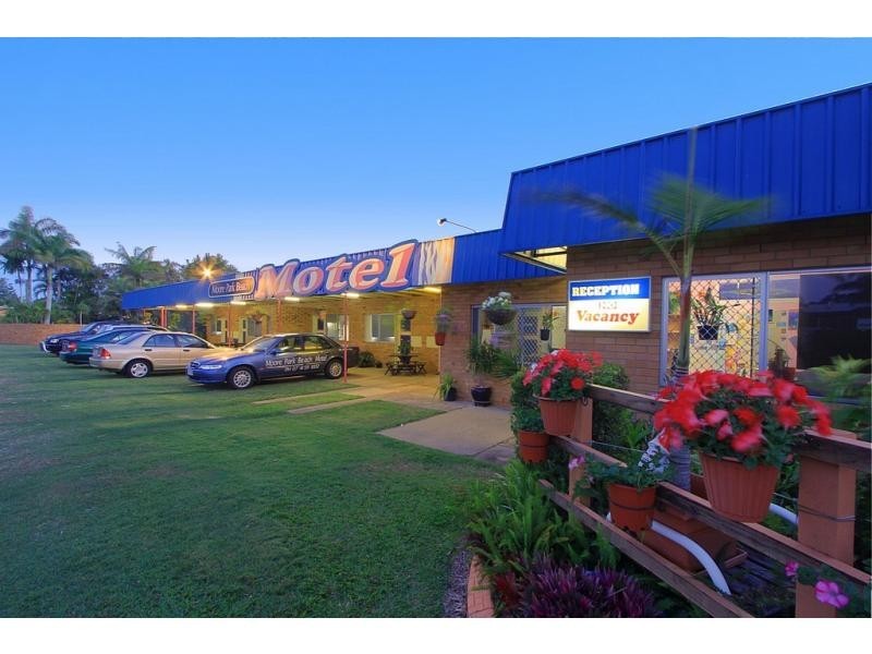 27 Club Avenue, Moore Park Beach QLD 4670