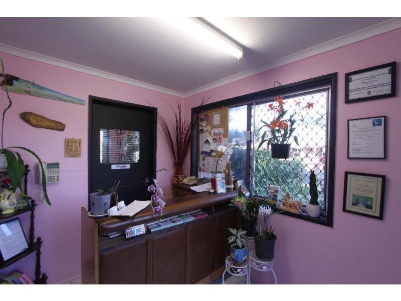 27 Club Avenue, Moore Park Beach QLD 4670