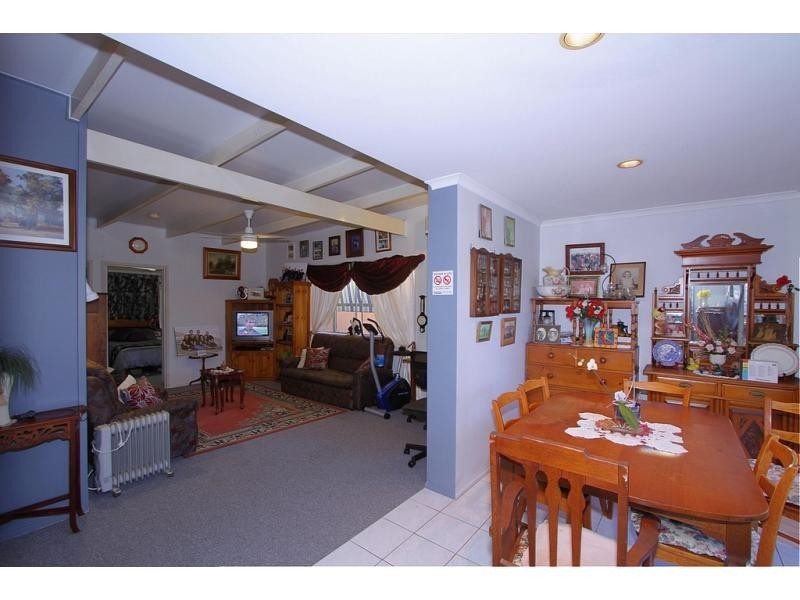 27 Club Avenue, Moore Park Beach QLD 4670