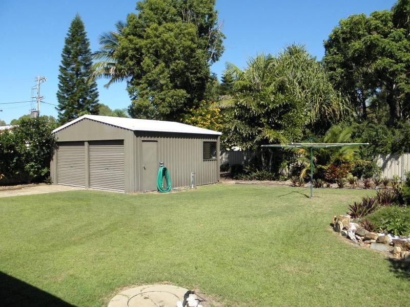18 Moore Park Road, Moore Park Beach QLD 4670