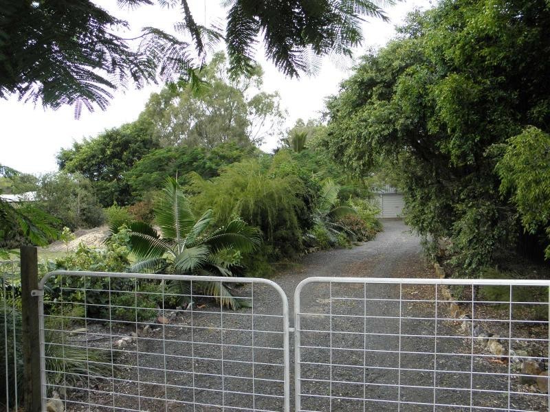 5 Ohlaf Street, Moore Park Beach QLD 4670