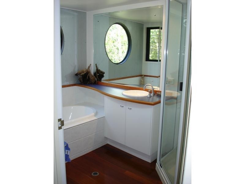 3 Ocean Court, Moore Park Beach QLD 4670