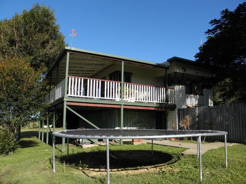 166 Booyan Road, Moore Park Beach QLD 4670