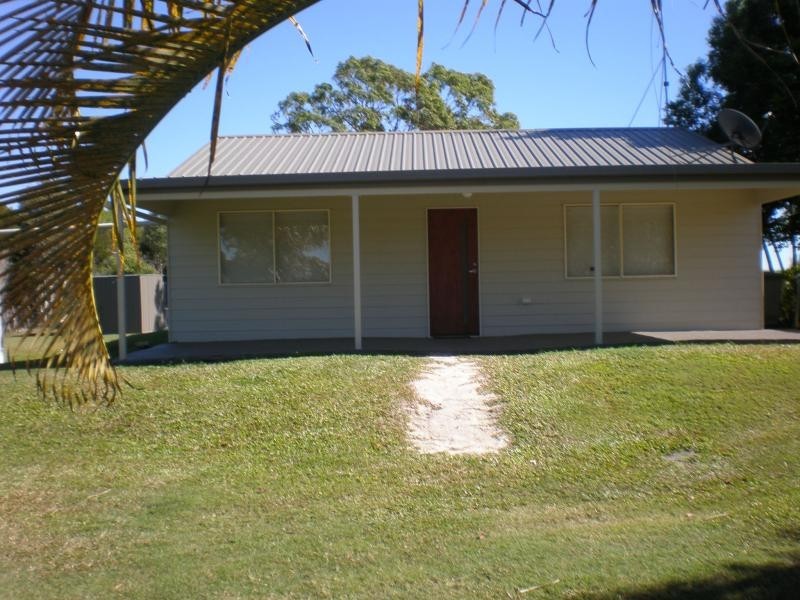 Moore Park Beach QLD 4670