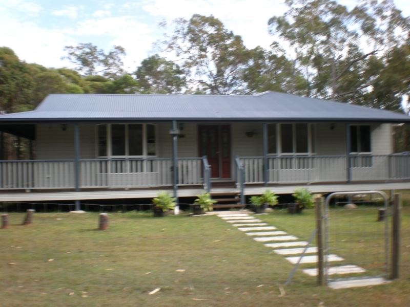 Moore Park Beach QLD 4670