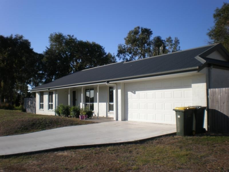 Moore Park Beach QLD 4670