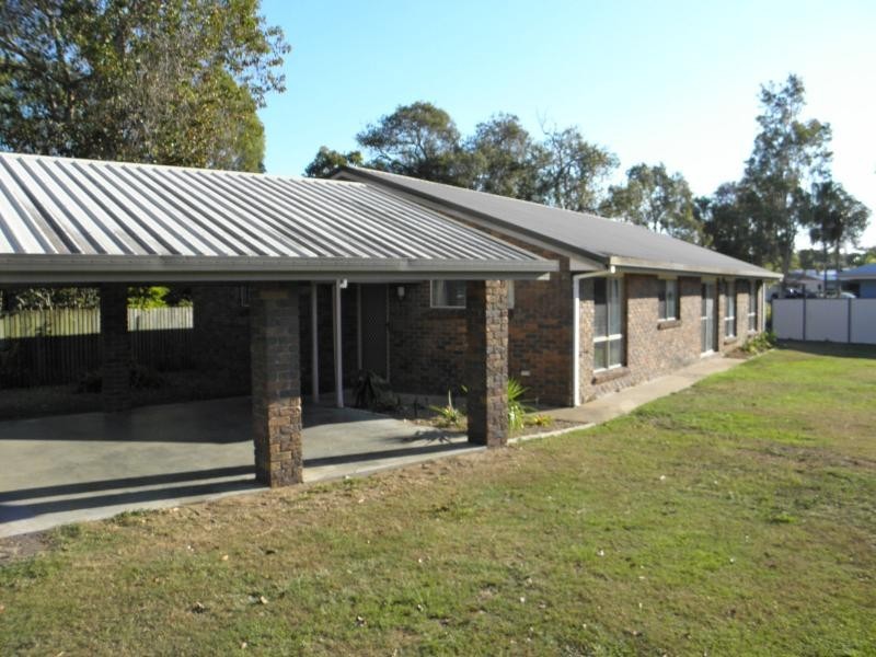 21 Poinciana Court, Moore Park Beach QLD 4670