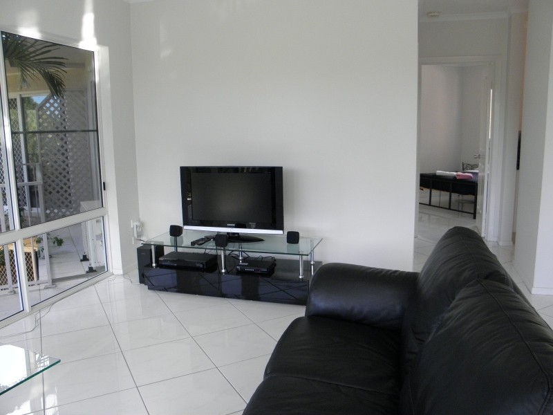 4/150 Sylvan Drive, Moore Park Beach QLD 4670