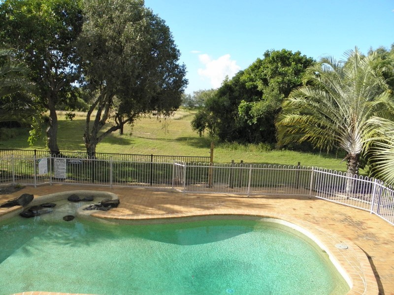 4/150 Sylvan Drive, Moore Park Beach QLD 4670