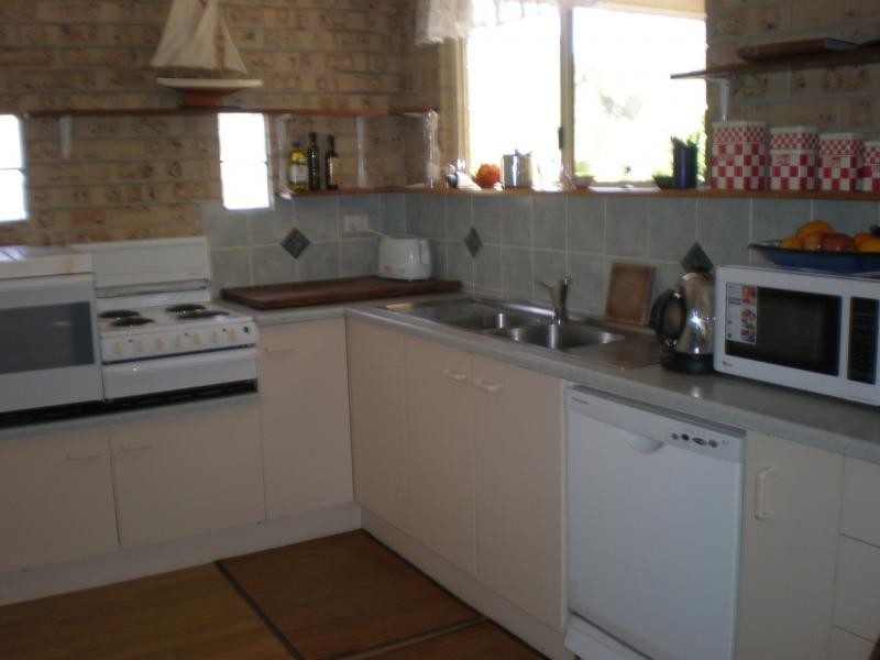 Moore Park Beach QLD 4670