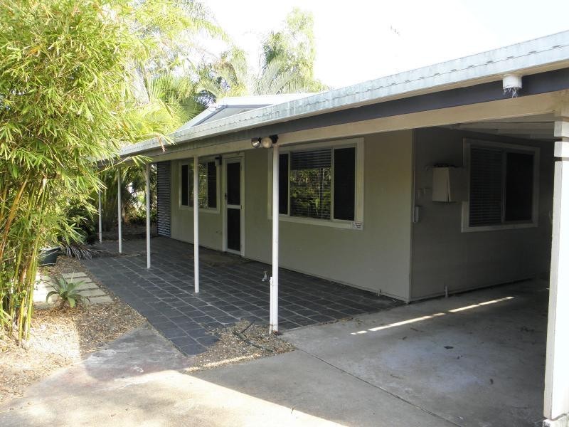 Moore Park Beach QLD 4670