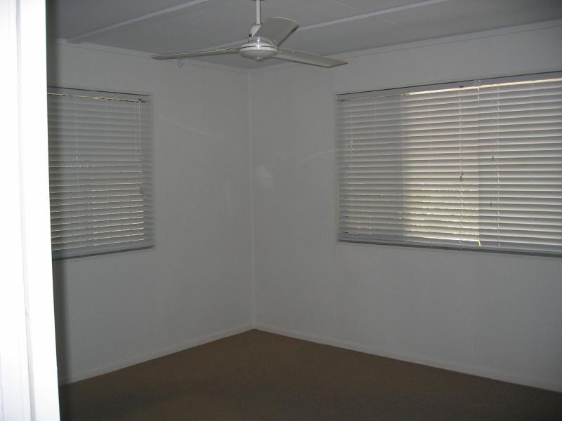 Moore Park Beach QLD 4670