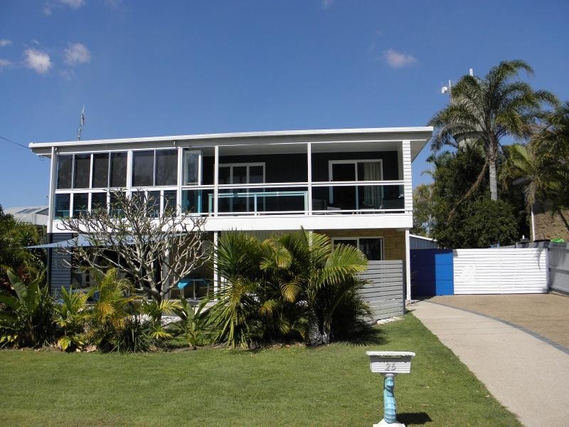 25 Pacific Boulevard, Moore Park Beach QLD 4670