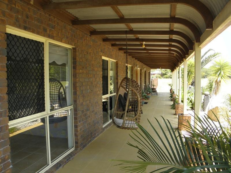 415 Moore Park Road, Moore Park Beach QLD 4670