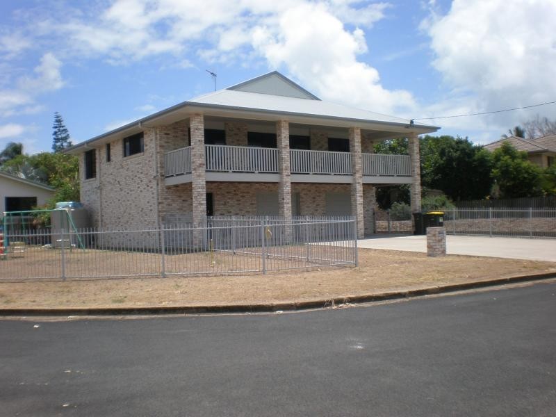 Moore Park Beach QLD 4670