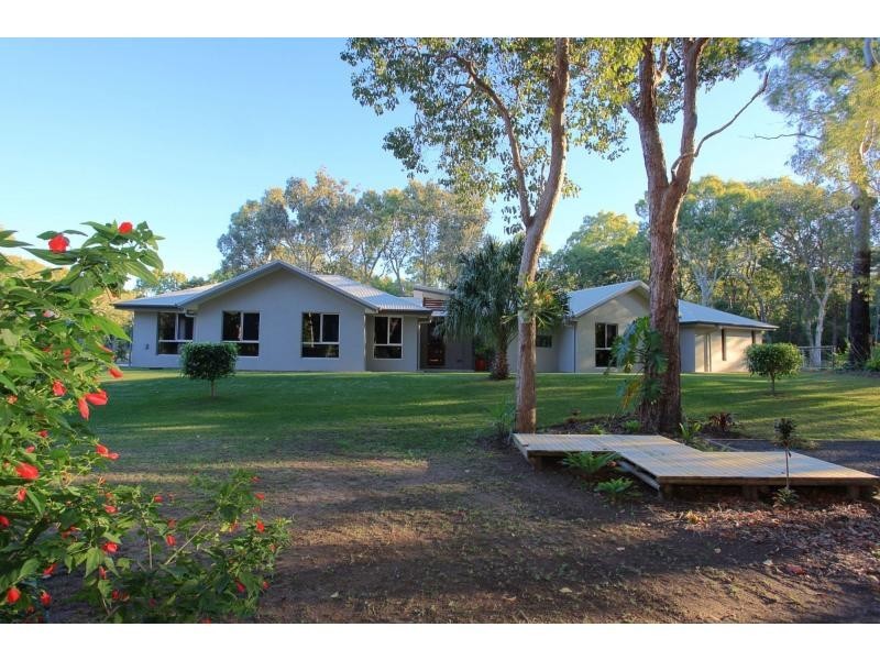 127 Sylvan Drive, Moore Park Beach, Moore Park Beach QLD 4670