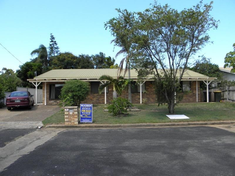 8 Poinciana Court, Moore Park Beach QLD 4670