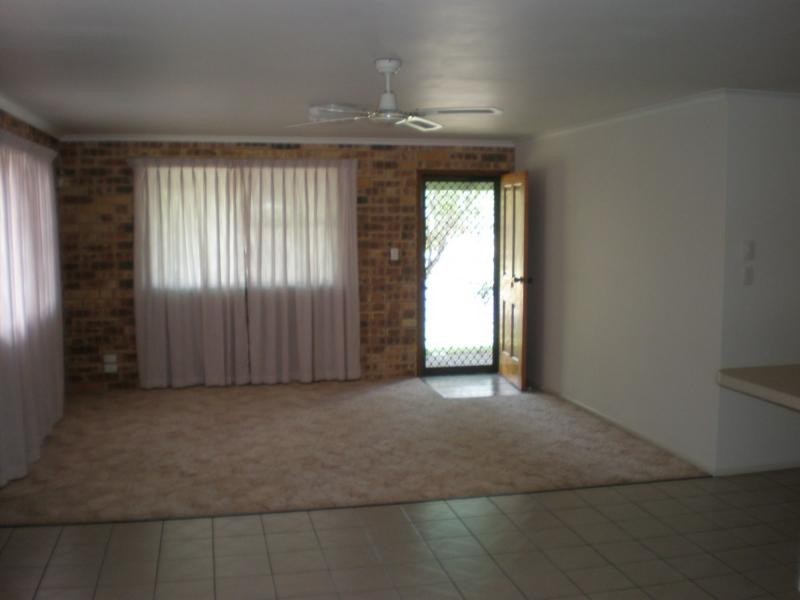 8 Poinciana Court, Moore Park Beach QLD 4670