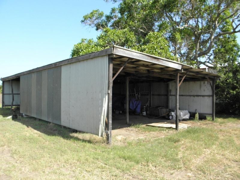 227 Fairydale Road, Moore Park Beach QLD 4670