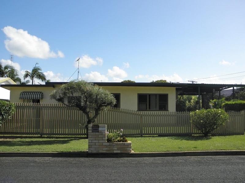 15 Pacific Boulevard, Moore Park Beach QLD 4670