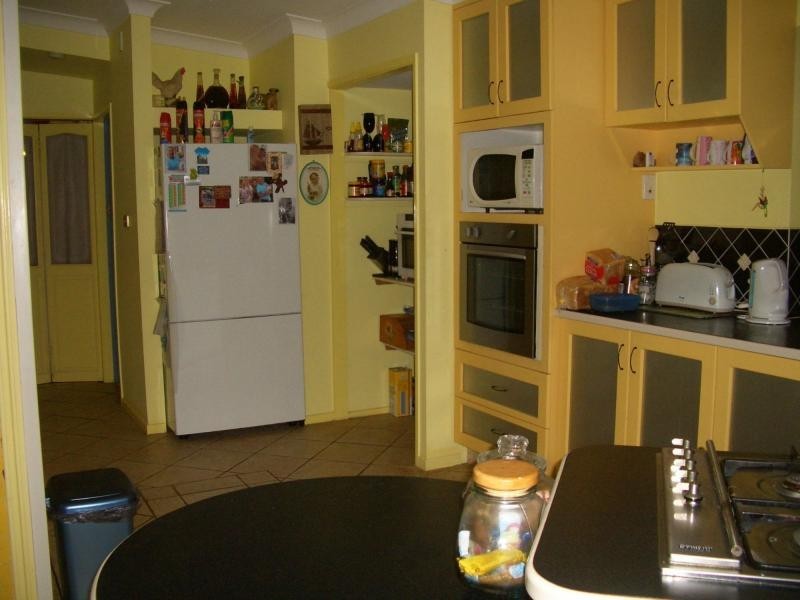 15 Pacific Boulevard, Moore Park Beach QLD 4670